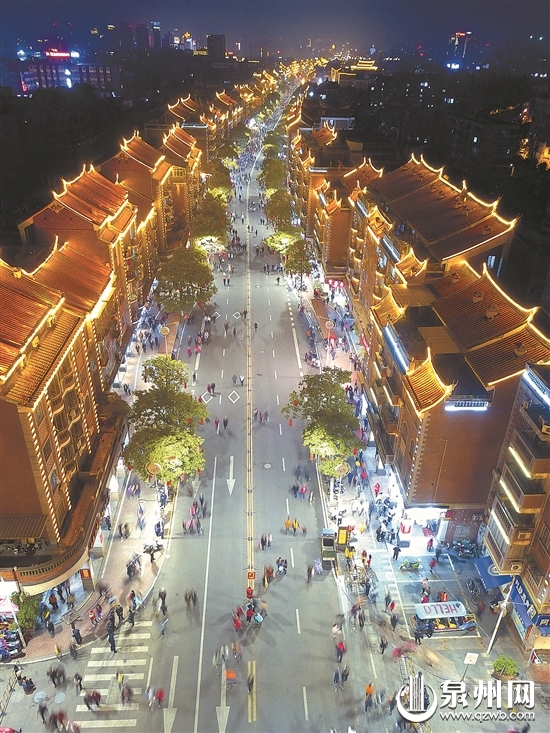 航拍新门街灯展现场